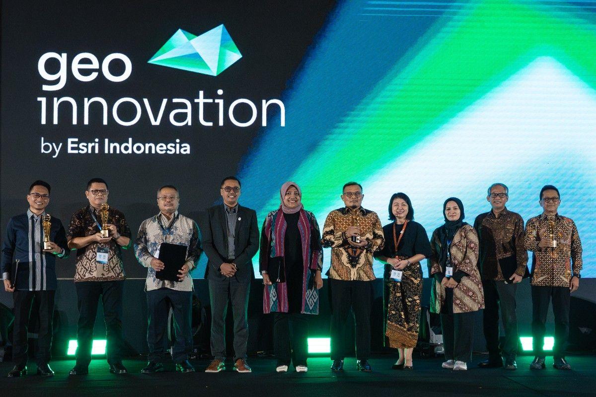 Sistem Geospasial Harita Nickel Raih Penghargaan GeoInnovation dari Esri Indonesia