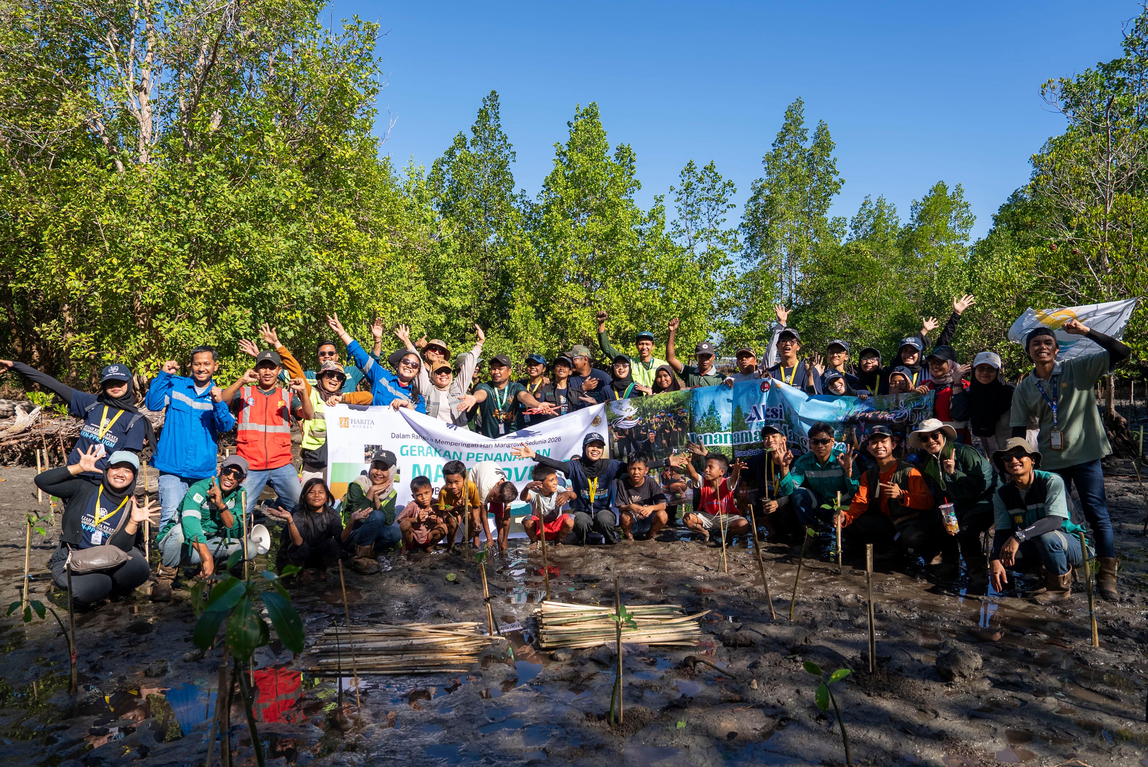 Menanam Mangrove, Menjaga Masa Depan Pesisir Soligi