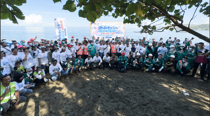 Celebrating World Environment Day, Harita Nickel Holds Indonesia Coastal Clean Up 2023 at Kawasi Beach