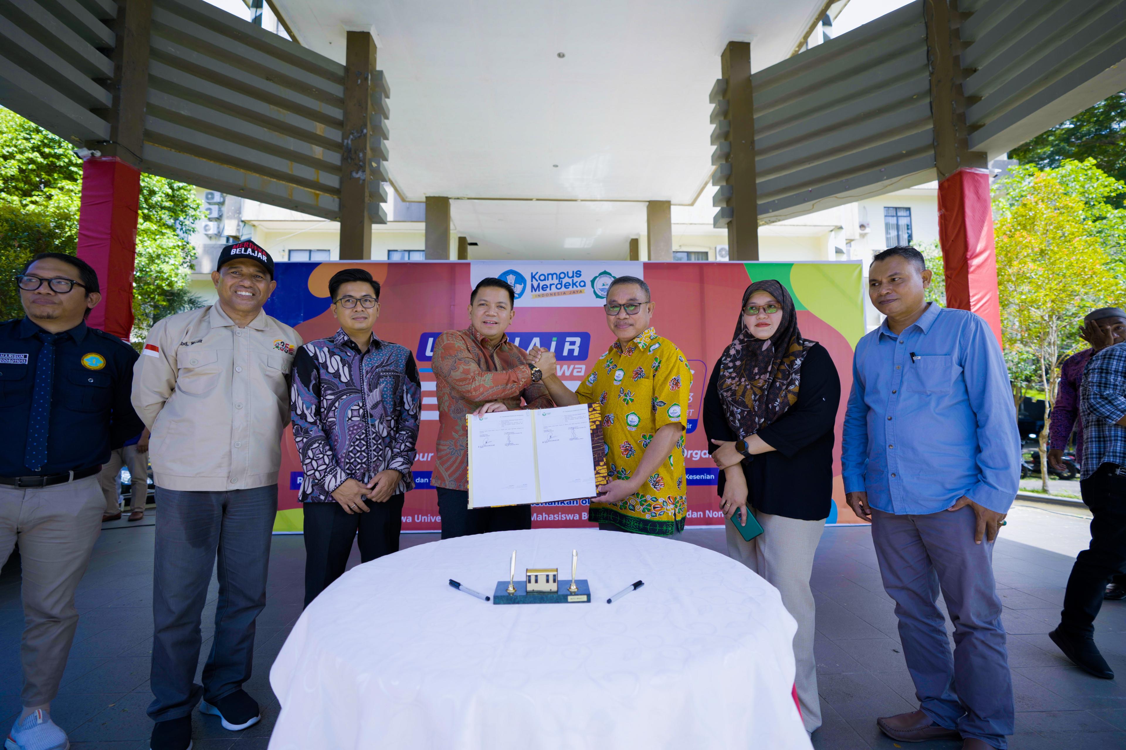 Continuing the Support for Health Service Improvement, Harita Nickel Donates an Ambulance to Khairun University.